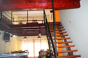 Benitez Hosteria