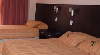 Hotel Osam