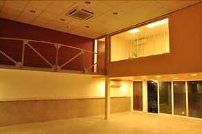 Hotel Osam