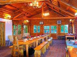 Rio Dorado Lodge
