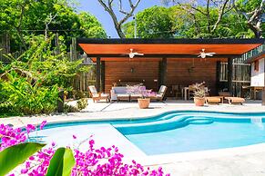 Green Bamboo Cabana