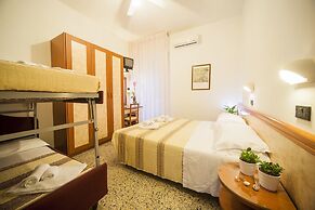Hotel Lily