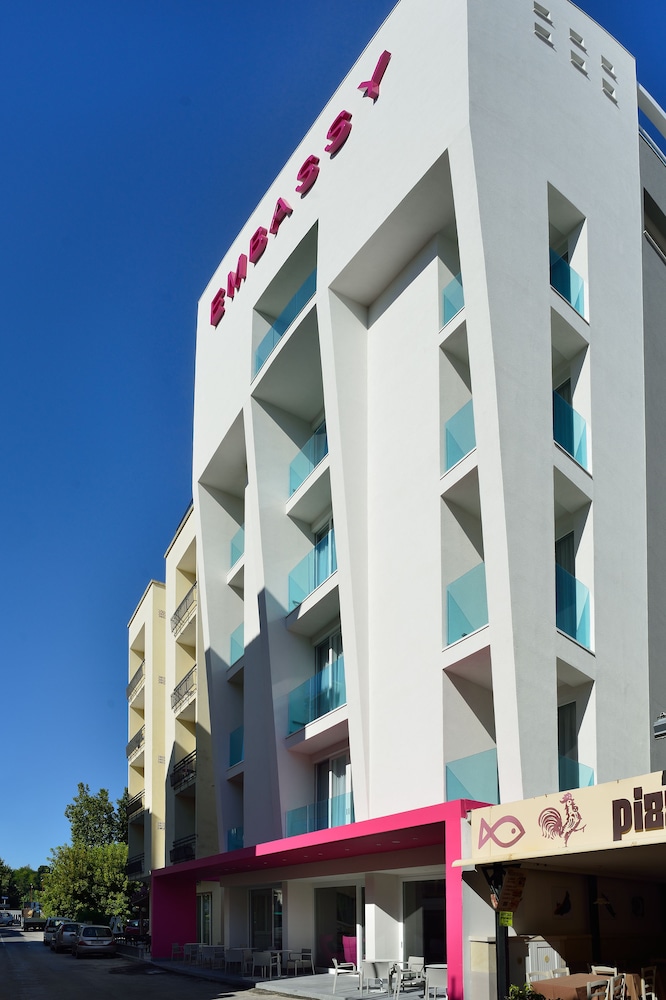 Embassy Hotel & SPA