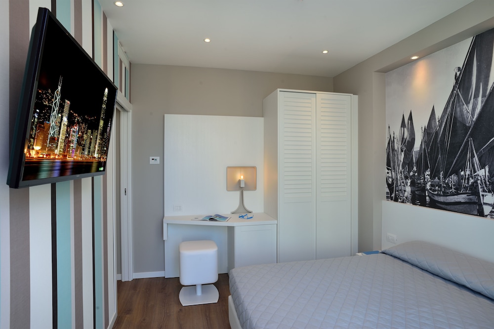 Embassy Hotel & SPA