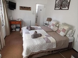Sunbird Guest House