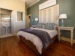 Leeuwenzee Guest House