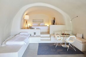 270 Oia's View