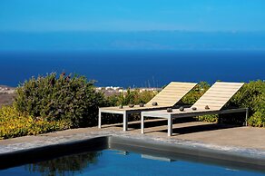 270 Oia's View