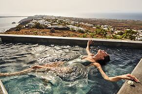 270 Oia's View