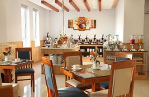 Shara Hotel Da Nang
