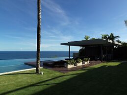 The Ungasan Clifftop Resort