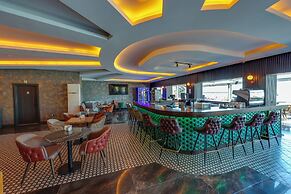 Marti Beach Hotel
