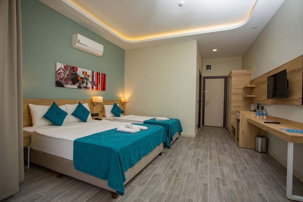 Marti Beach Hotel