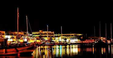 Coronis Hotel