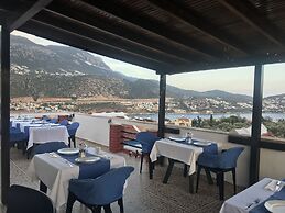 Lizo Hotel
