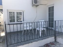 Lizo Hotel