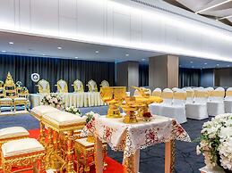 Novotel Phuket City Phokeethra Hotel