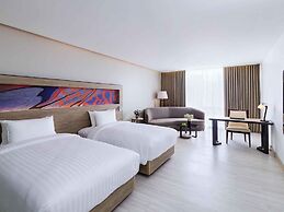 Novotel Phuket City Phokeethra Hotel