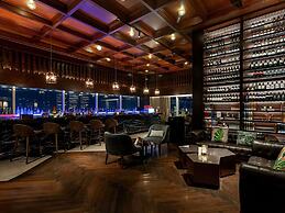 Novotel Phuket City Phokeethra Hotel