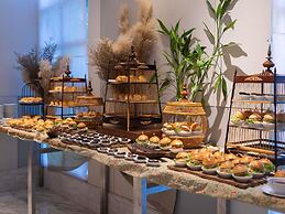 Novotel Phuket City Phokeethra Hotel