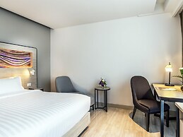 Novotel Phuket City Phokeethra Hotel