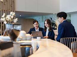 Novotel Phuket City Phokeethra Hotel