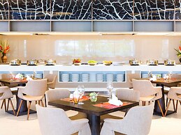 Novotel Phuket City Phokeethra Hotel