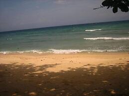 Gorion Beach Resort