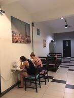 Mari Hostel