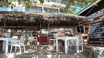 Coral Beach Hotel