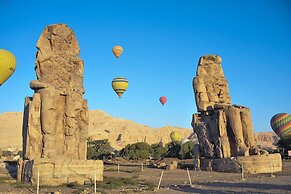 New Memnon Hotel