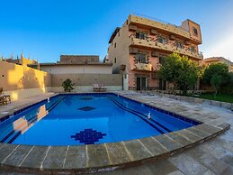 New Memnon Hotel