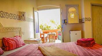Nile Compound Hotel
