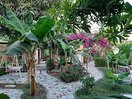 Nile Compound Hotel