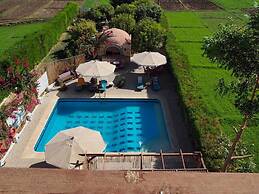 Nile Compound Hotel