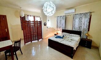 Nile Compound Hotel