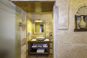 Adora Cave Suites