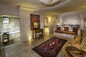 Adora Cave Suites