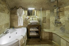 Adora Cave Suites