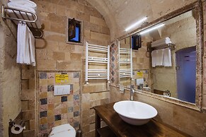Adora Cave Suites