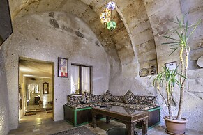 Adora Cave Suites