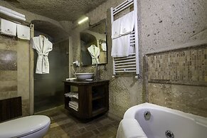 Adora Cave Suites