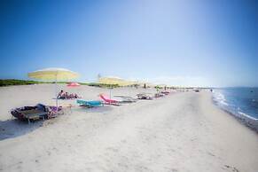 Bellamarina Resort