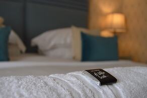 Le Bouchon Brasserie & Hotel
