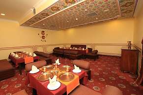 Dynasty Hotel