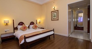 Dynasty Hotel