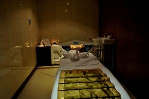 Dynasty Hotel