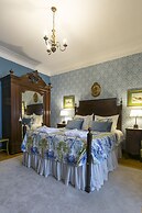 Charming Antas House