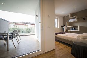 Riva Lake lodge