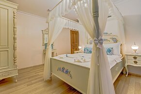 Cunda Esen Otel